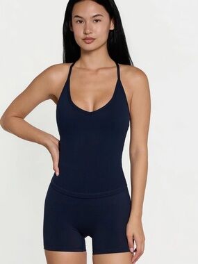 FORM Track Tank - Navy